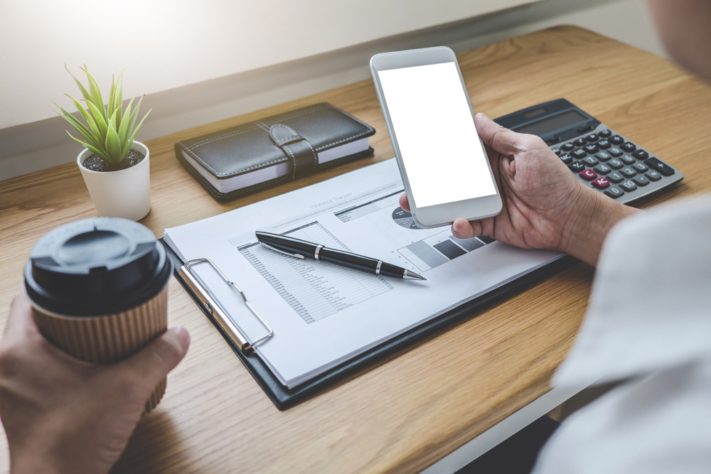 Prevent Overspending This Season: Smart Financial Habits for Wisconsin Families