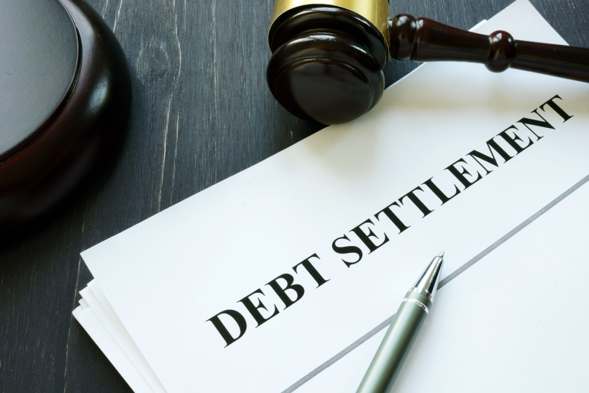 When is Bankruptcy Preferable to Debt Settlement?